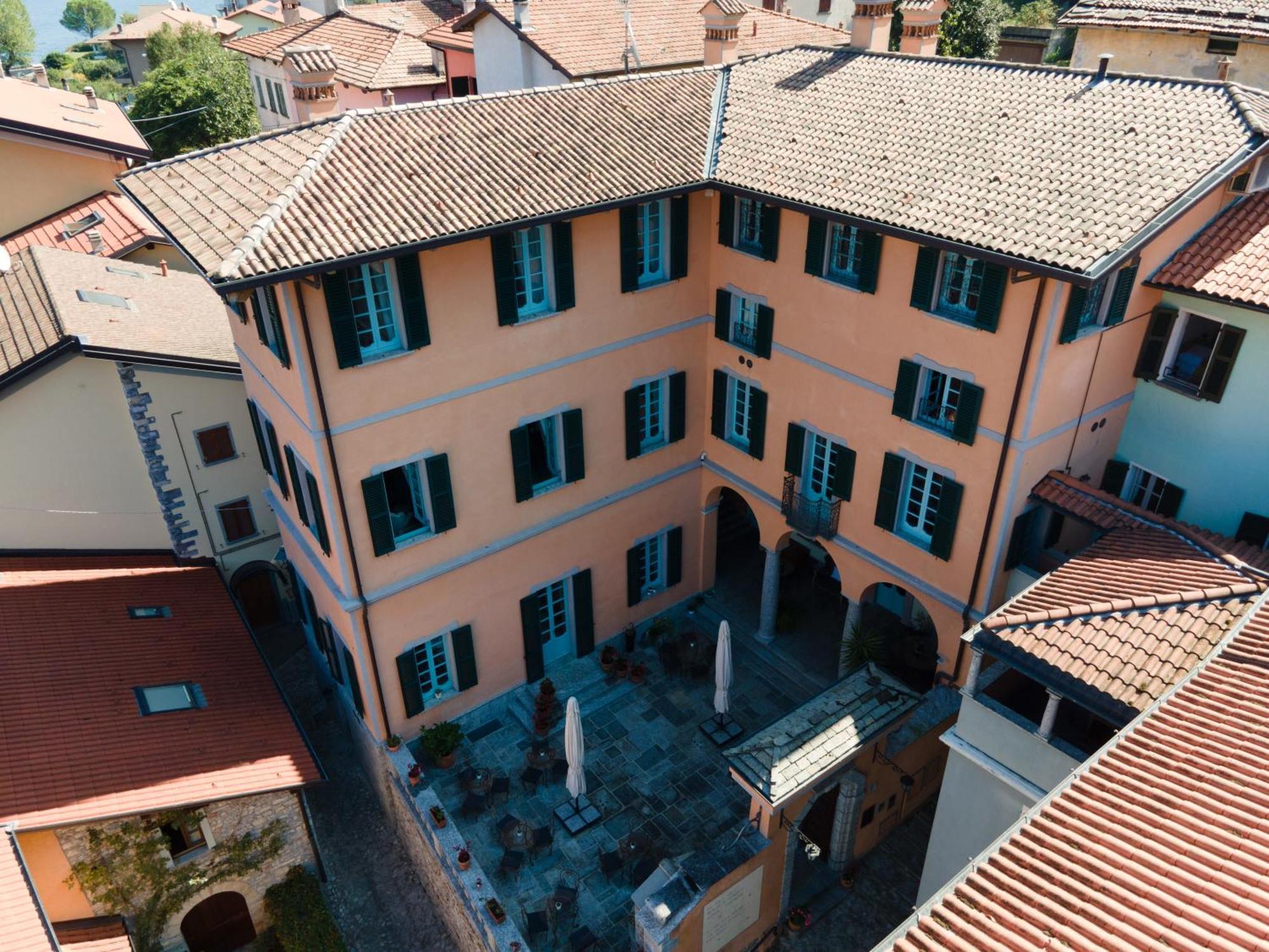 Palazzo Del Vicere Aparthotel Lezzeno Exterior foto